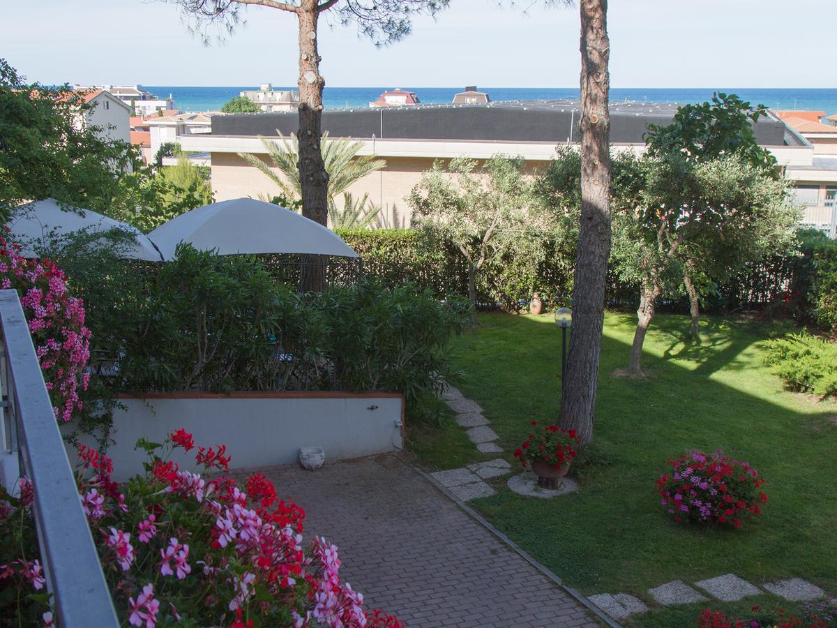 Il Sestante Hotell Civitanova Marche Exteriör bild