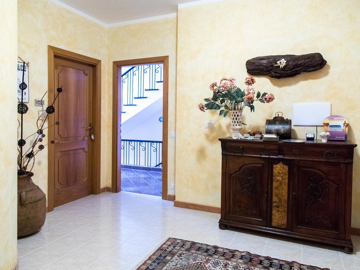 Il Sestante Hotell Civitanova Marche Exteriör bild